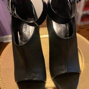 Carlos Santana  Leather Black Wedge Heels  (NEW!)